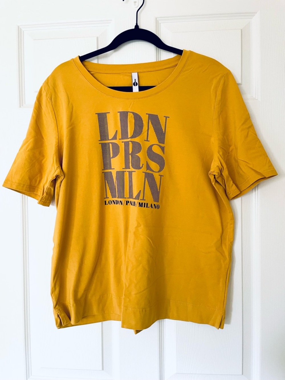 Ever.me LDN PRS MLN Graphic Tee Mango Yellow City Print